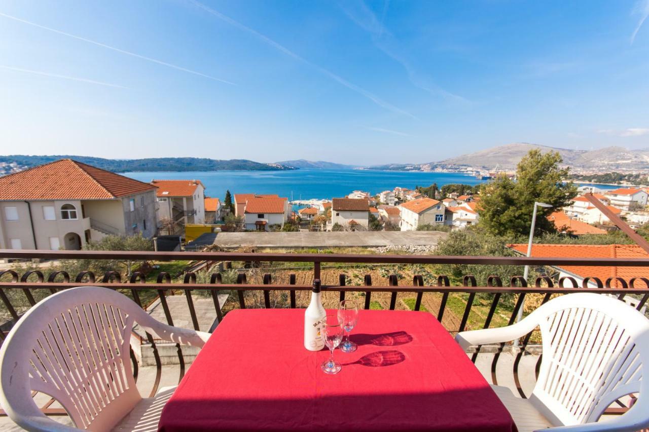 Apartmani Island Трогир Экстерьер фото
