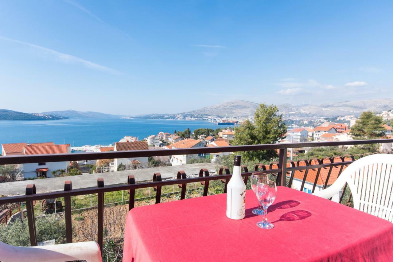 Apartmani Island Трогир Экстерьер фото