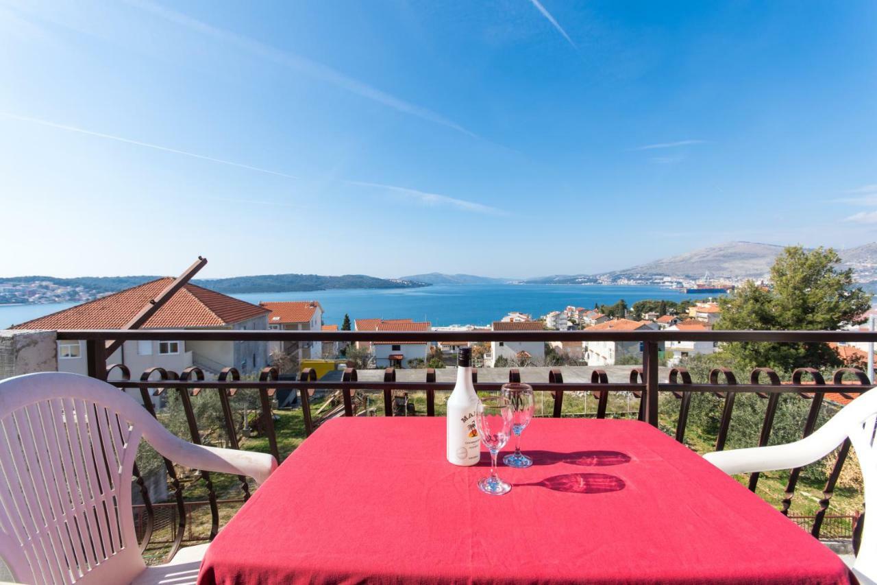 Apartmani Island Трогир Экстерьер фото