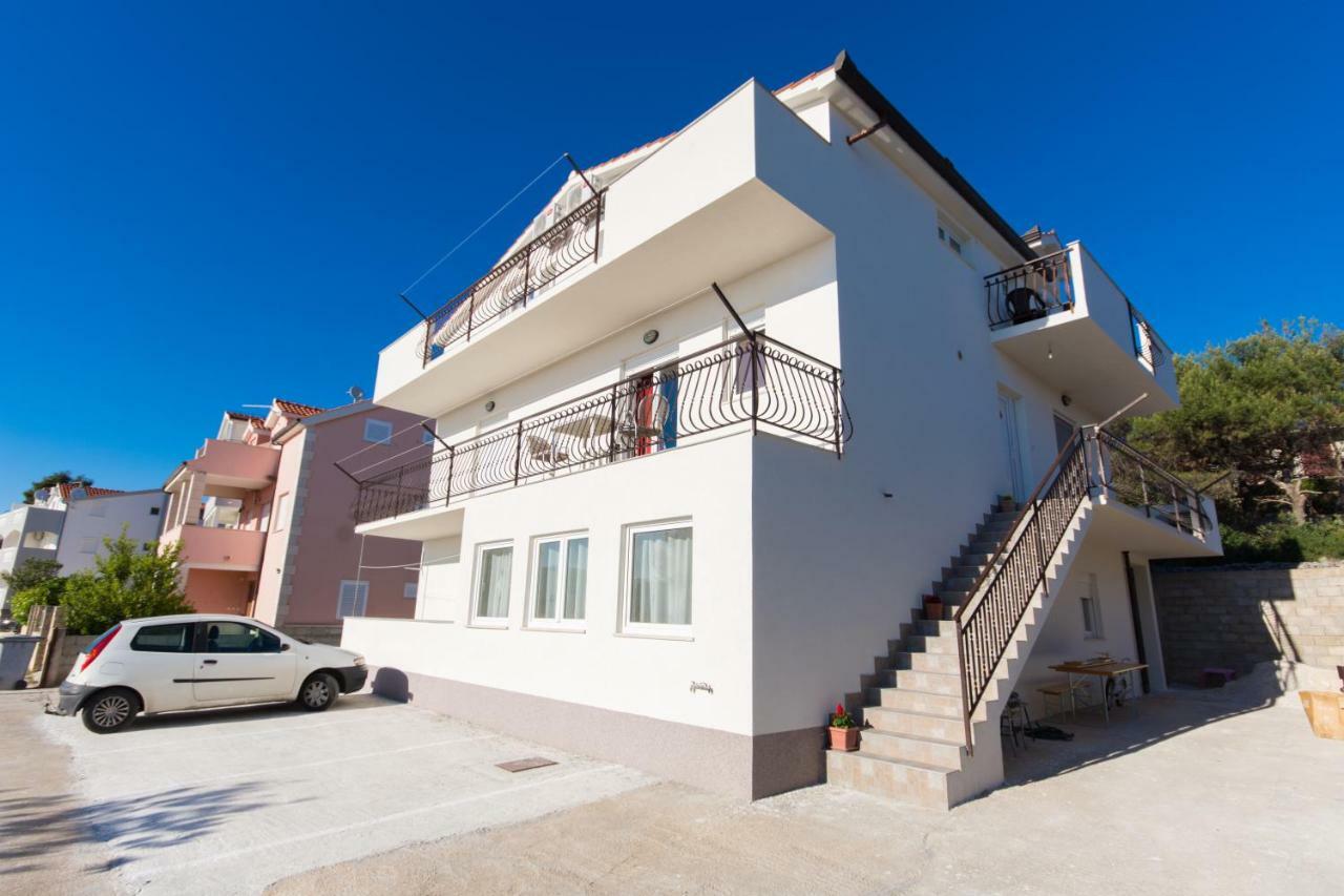 Apartmani Island Трогир Экстерьер фото