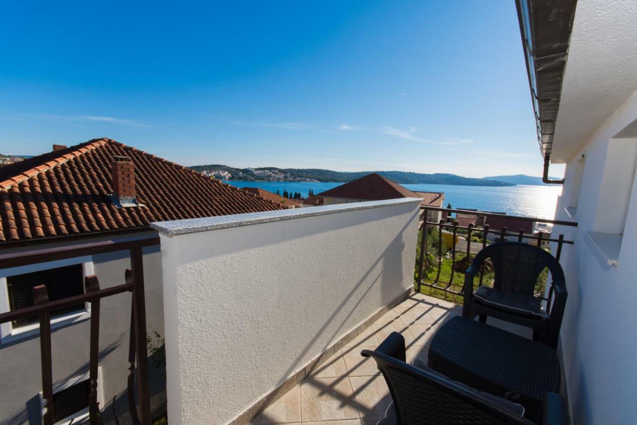 Apartmani Island Трогир Экстерьер фото